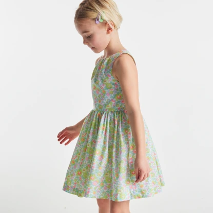 Liberty 布料女童洋裝