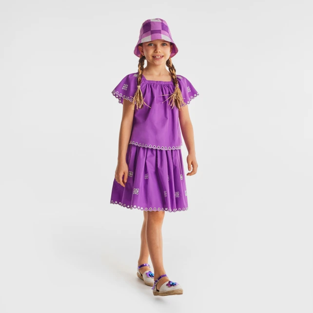 繡花荷葉邊袖平織上衣