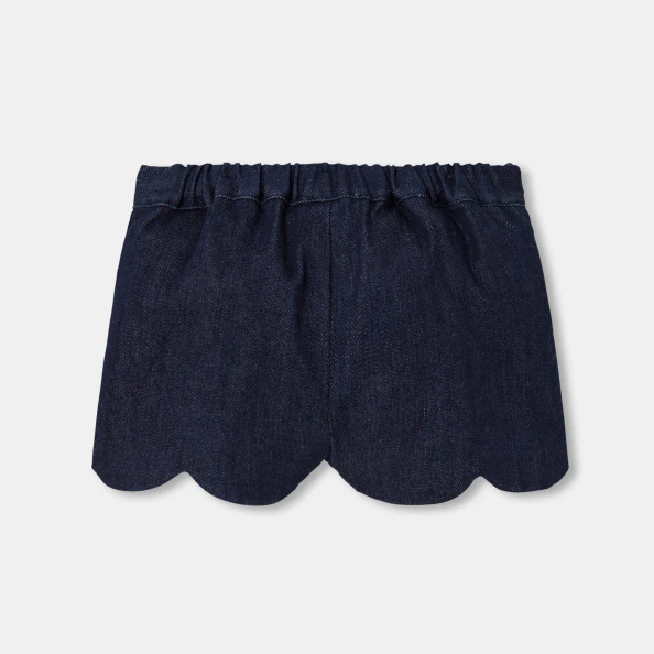 牛仔短褲