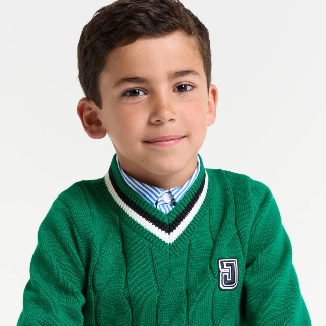 學院風V領針織線衫